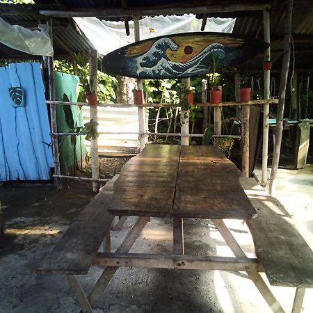 ホテル Miguel Surf Camp ケポス エクステリア 写真